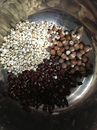 Gorgon, Barley and Red Bean Congee recipe