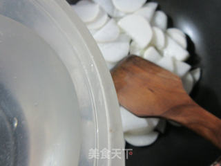 Stir-fried Radish with Scallop Meat recipe
