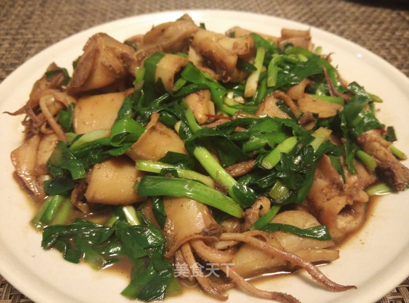 Stir-fried Sea Hare with Leek recipe