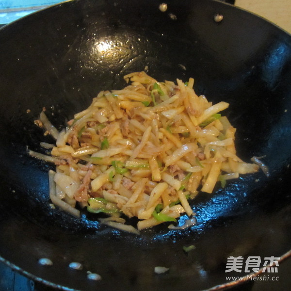 Fried Pork with Cold Potato Shreds recipe