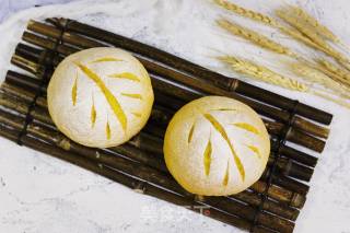 Pumpkin Mochi Soft European Buns recipe