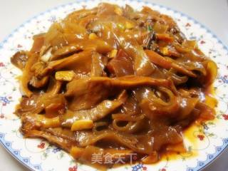 Stewed Mushrooms with Spicy Noodles recipe