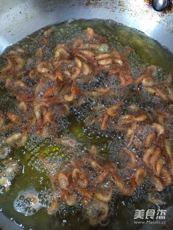 Deep-fried Crispy River Prawns recipe