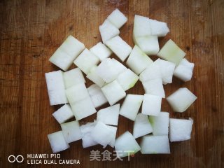 Tomato, Seaweed and Winter Melon Soup recipe