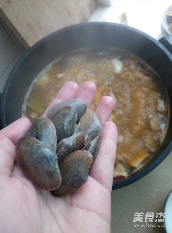Tom Yum Goong Seafood Soup recipe