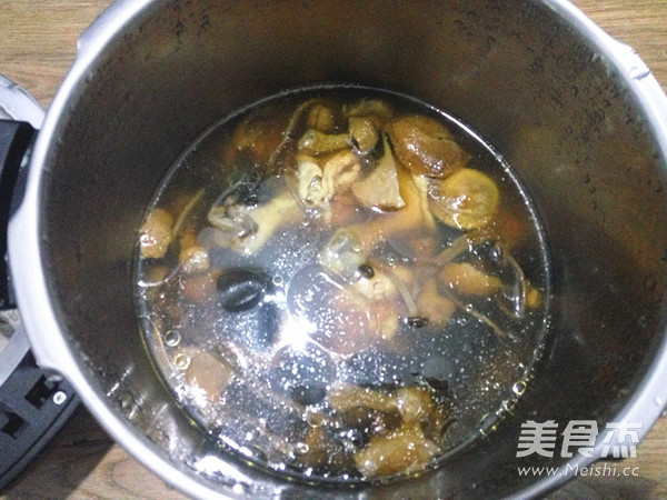 Mushroom Chicken Soup recipe