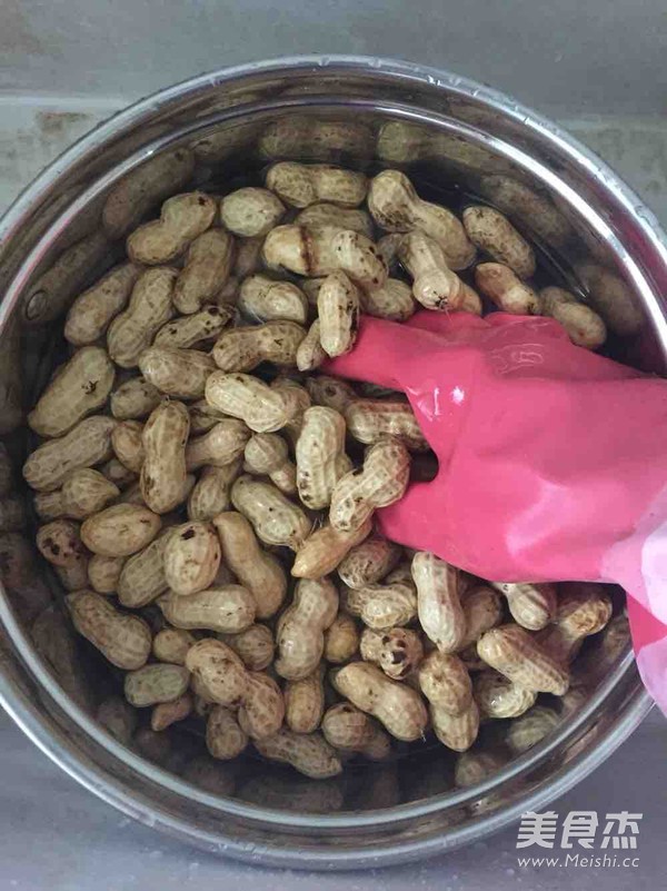 Spiced Braised Peanuts recipe