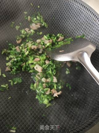 Diced Pork with Moss Over The Water recipe