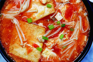 Tomato and Enoki Mushroom Tofu Soup recipe
