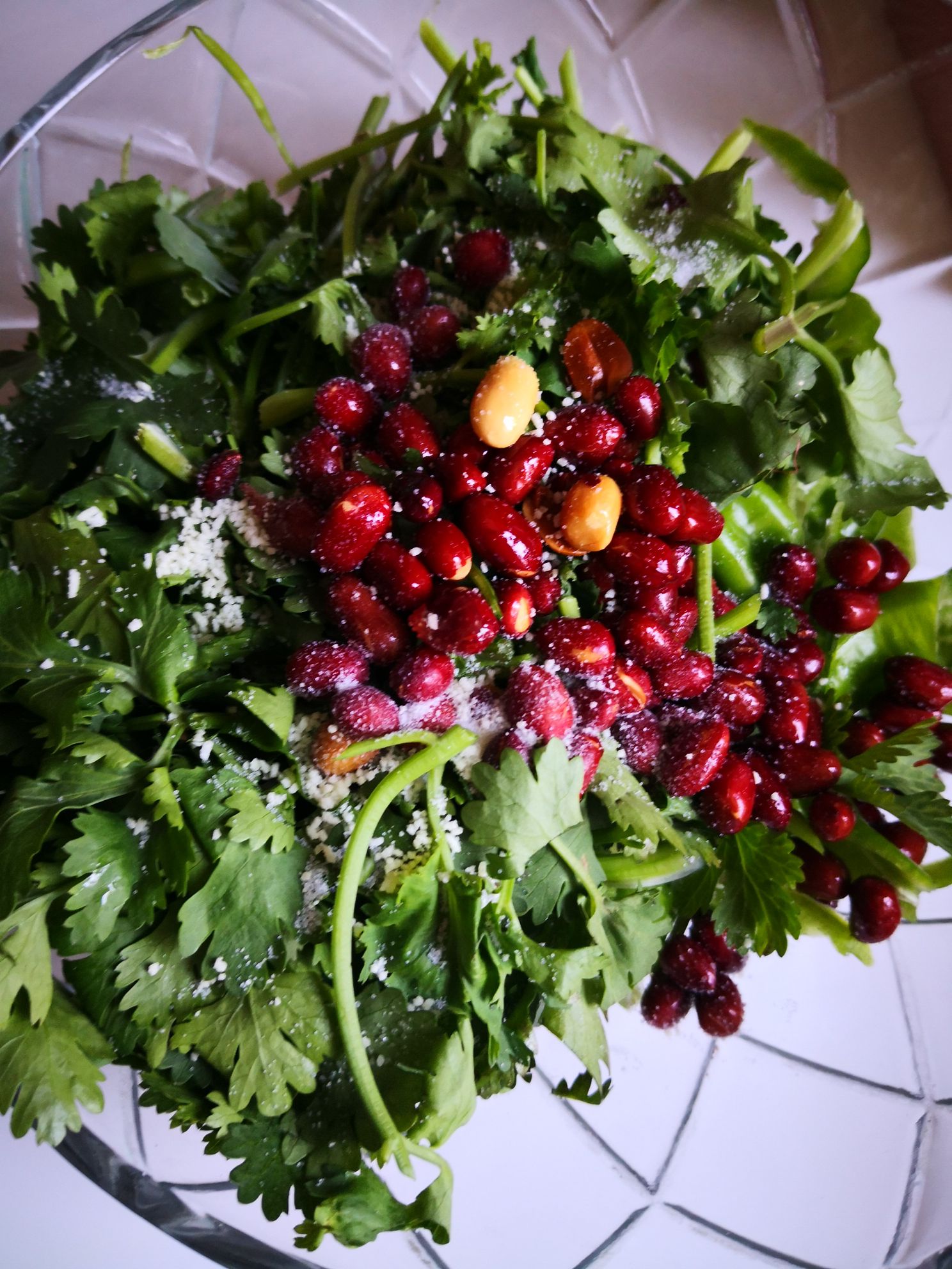 Coriander Mixed with Peanuts recipe