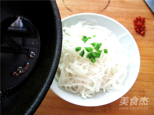 Shredded Radish in Oil recipe