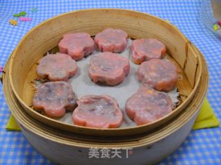 Ingenious Use of Natural Pigments to Enhance The Magic of Pastry: Powder Plum Dumplings recipe