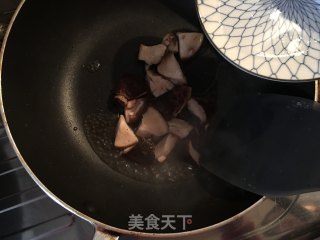 Stir-fried Gluten with Shiitake Mushrooms recipe