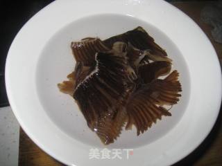 Puffed Fish Gills Stewed Pork Horizontal Lean Meat Soup recipe