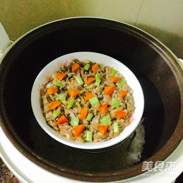 Steamed Meat Cake with Mei Cai recipe