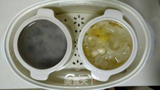 Rock Sugar Tremella and Lotus Seed Soup recipe