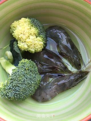 Shrimp and Vegetable Salad recipe