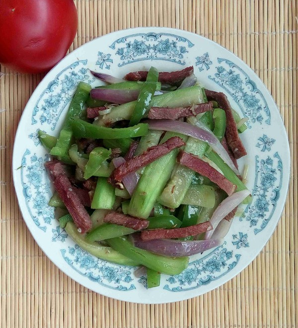 Grilled Loofah with Soy Beef Strips recipe