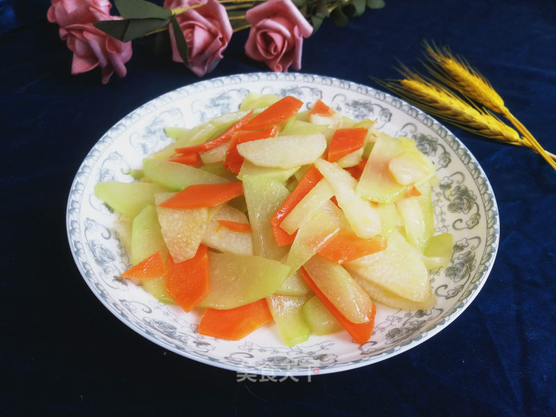 Stir-fried Chayote with Carrots and Yam recipe