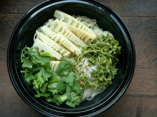 Toon Noodles with Bamboo Shoots and Sesame Sauce recipe