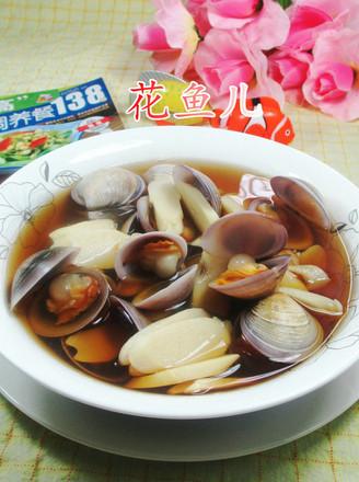 Whip Bamboo Shoots Round Clam Soup