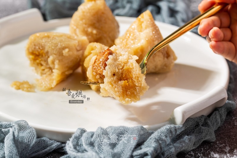 Salted Egg Yolk Meat Dumplings recipe