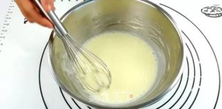 How to Make Classic Light Cheesecake recipe