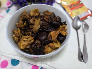 Chicken Stewed with Mushrooms recipe