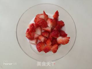 Strawberry Yogurt Cup recipe