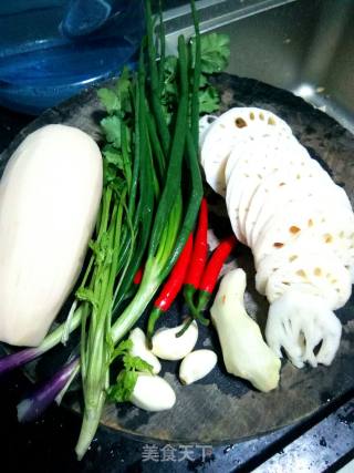 Hot and Sour Lotus Root Slices recipe