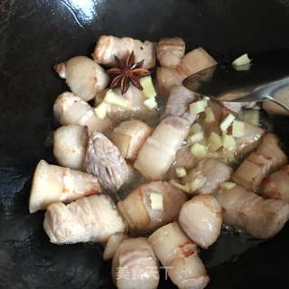 Braised Pork with Quail Eggs recipe