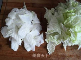 Stir-fried Pork with Cabbage and Fungus recipe