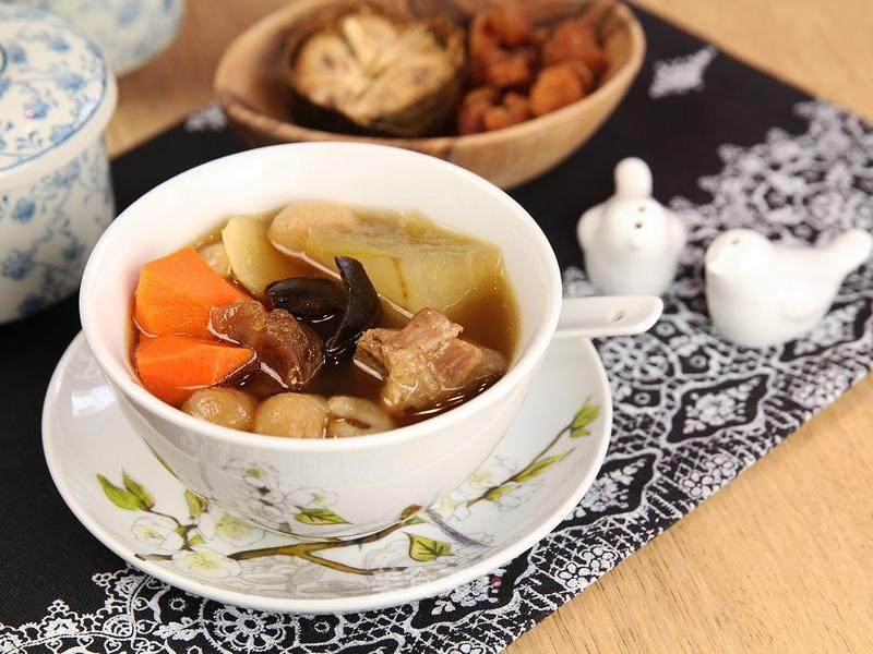 Mangosteen and Winter Melon Pork Rib Soup recipe