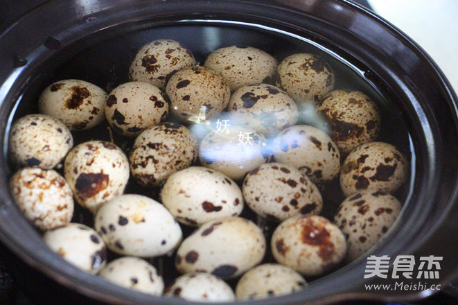 Roasted Meatballs with Tiger Skin Egg recipe