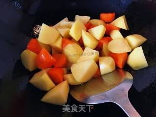 Beef Stew with Potatoes and Carrots recipe