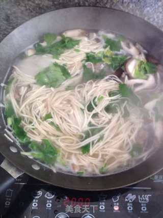 Shiitake Pork Noodles recipe