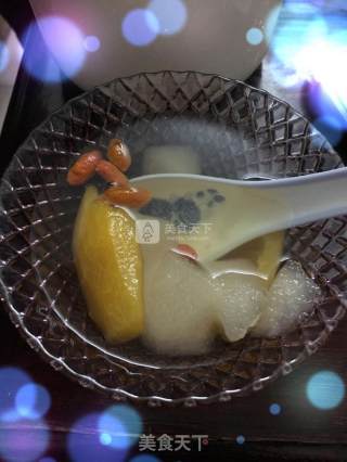 Stewed Chuanbei, Loquat and Sydney with Rock Sugar recipe