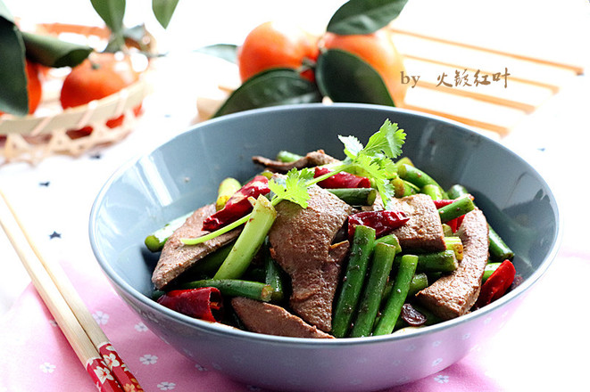 Stir-fried Pork Liver with Garlic Moss recipe