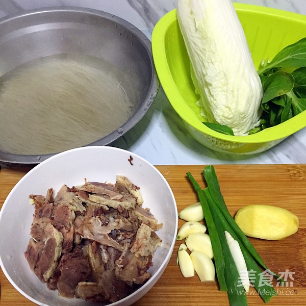 Stewed Cabbage with Beef Vermicelli recipe