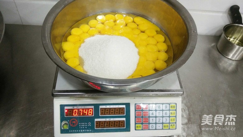 Sweet and Delicious Egg Tart recipe