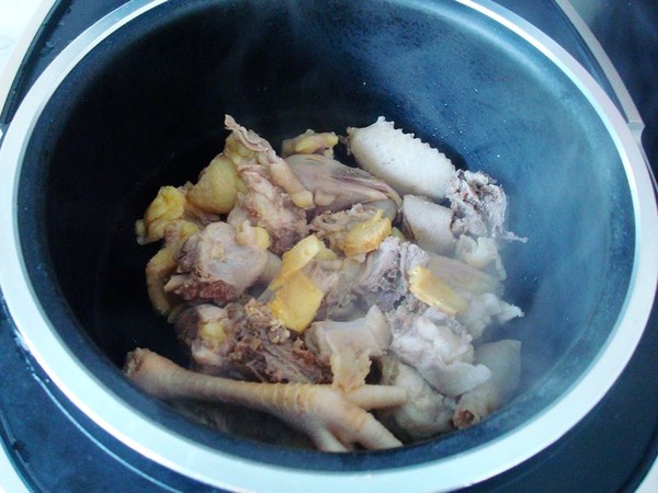 Rice Cooker Water Chestnut Stewed Chicken recipe