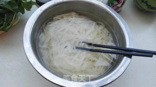 Super Fast Hand-cooled Noodles recipe