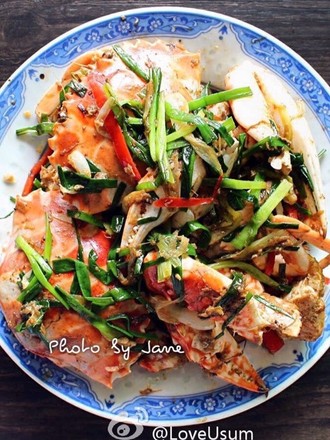 Stir-fried Crab with Ginger and Green Onion