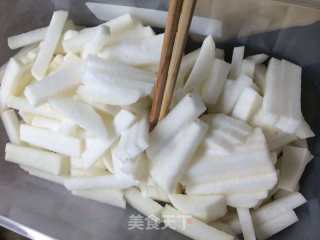 Hot and Sour Pickled Radish recipe