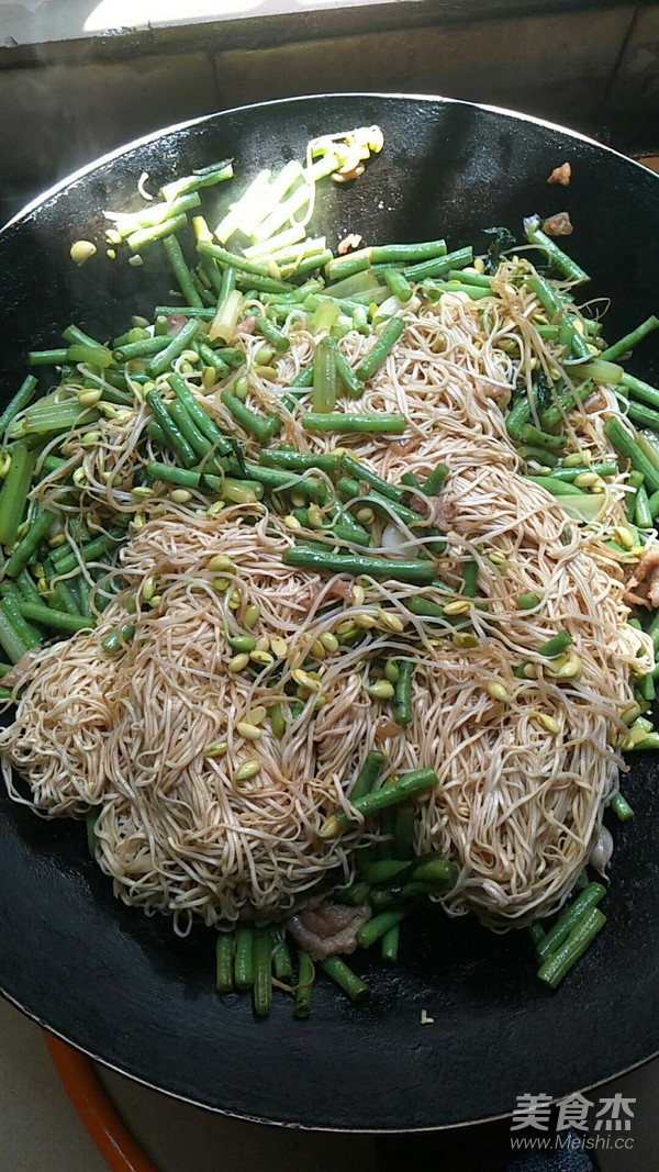 Northern Traditional Steamed Noodles recipe