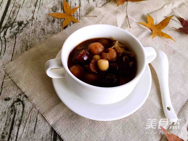 Red Dates, Longan and Lotus Seed Soup recipe