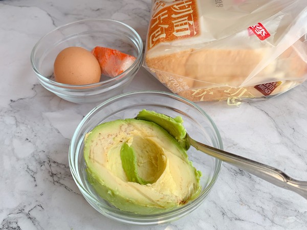 Net Red Avocado Egg Sandwich recipe