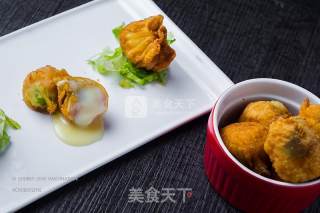 Fried Wanton with Avocado and Cheese Heart recipe