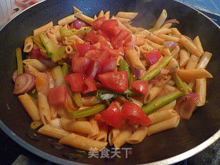 Three Fresh Stewed Pasta recipe