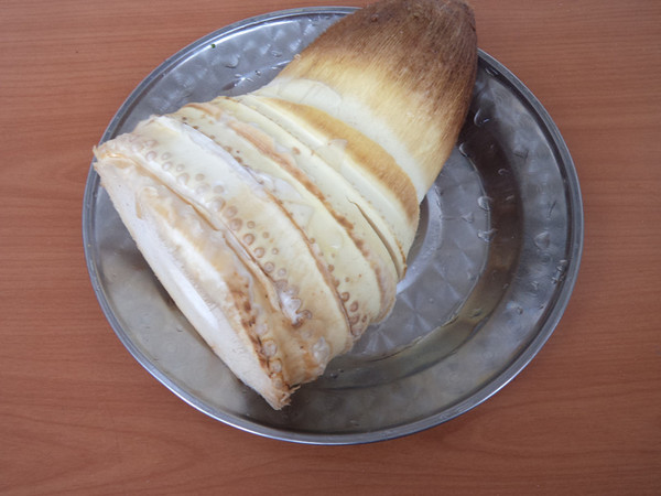 [pigball Spring Festival] Pork Belly Ball and Spring Bamboo Shoot Soup recipe
